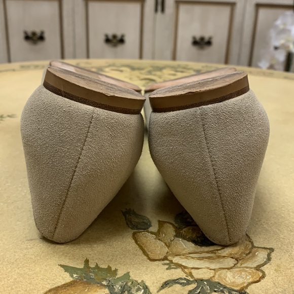 M. Gemi Beige Pointed Toe Suede Flats Size 38.5/US 8 - Picture 8 of 13